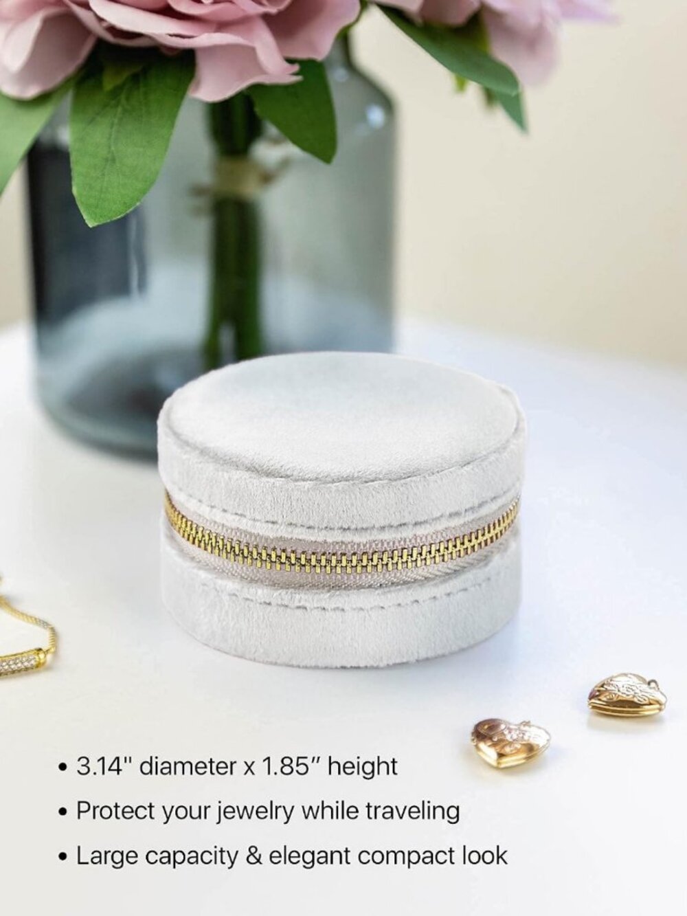 Compact Velvet Travel Jewelry Box - Round Zipper Case for Rings, Earrings - Picture 4 of 6